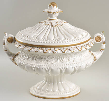 CH210 Oval Tureen & Lid
