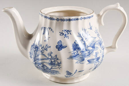 Toile Blue (Scalloped, Gold Trim) Teapot No Lid