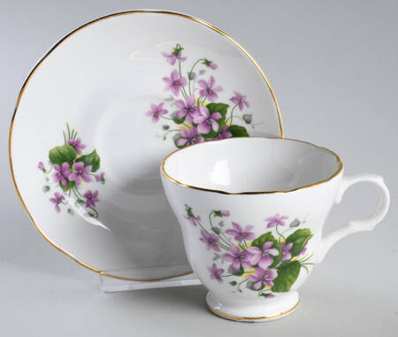 CNT30 Footed Cup & Saucer Set