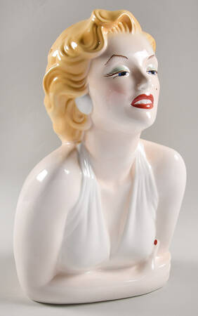 Marilyn Monroe by Clay Art