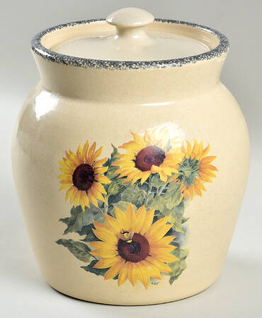 CYP2 Medium Canister & Lid by Casey Pottery