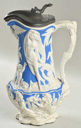 Amphitrite 32 Oz Jug & Metal Lid