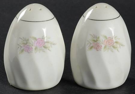 Teahouse Rose Salt & Pepper Set