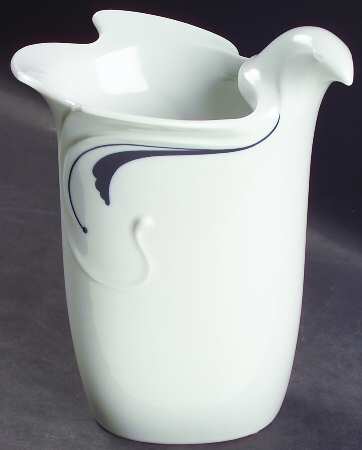 Bayberry Blue (Japan, Portugal) 7" Vase