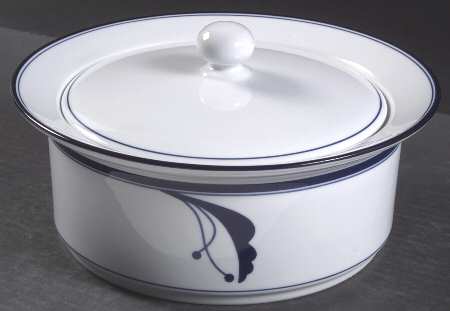Bayberry Blue (Japan, Portugal) 2 Qt Round Covered Casserole