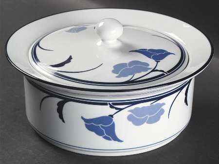 Belles Fleurs Blue 2 Qt Round Covered Casserole