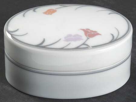 Belles Fleurs Gray Oval Box & Lid