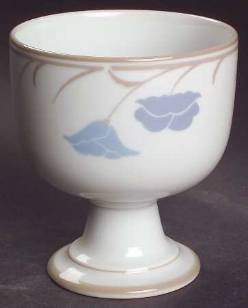 Belles Fleurs Taupe China Goblet