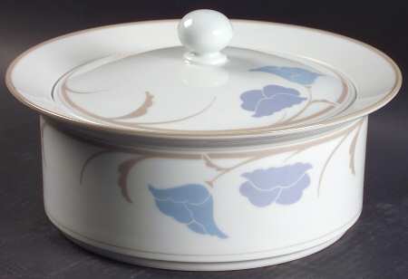 Belles Fleurs Taupe 2 Qt Round Covered Casserole