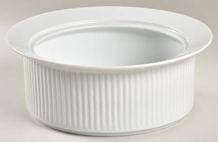 Bisserup White 2 Qt Round Covered Casserole No Lid