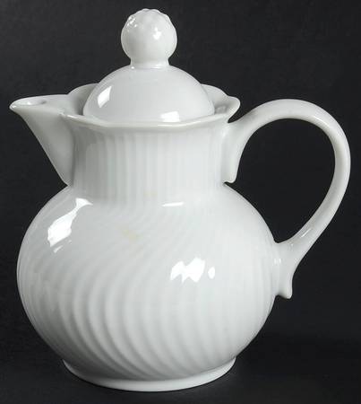 Blanc Creamer & Lid
