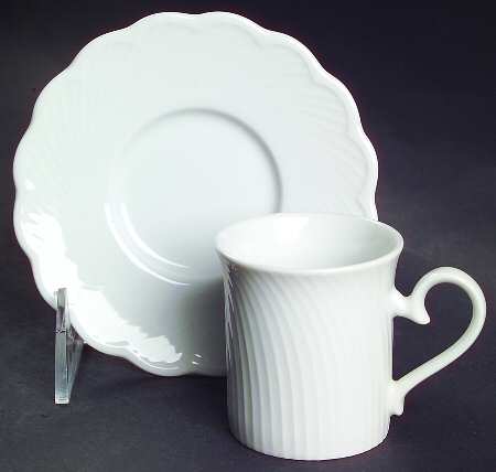 Blanc Flat Demitasse Cup & Saucer Set