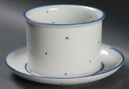 Blue Mist Gravy Boat with Attached Underplate