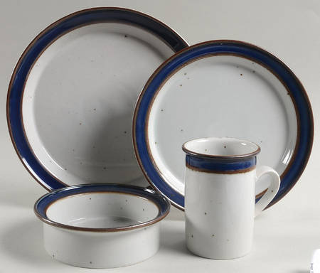 Blue Umber 4 Piece Place Setting