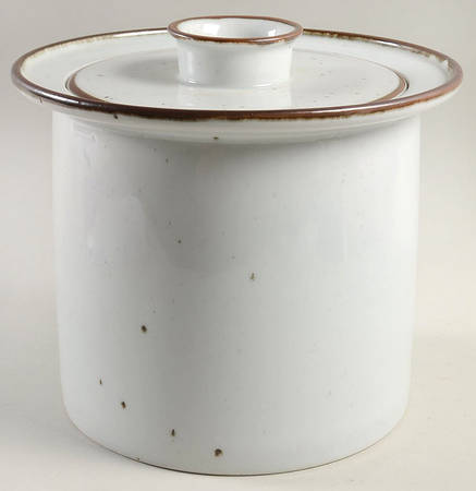 Brown Mist 3.25 Quart Round Covered Casserole