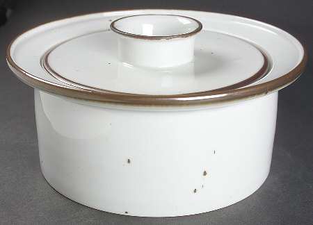 Brown Mist 1.75 Qt Round Covered Casserole