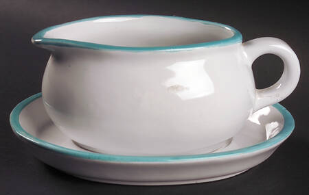 Costa Del Sol Gravy Boat & Underplate