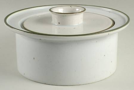 Green Mist 2 Qt Round Covered Casserole