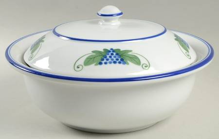Harvest 2 Qt Round Covered Casserole