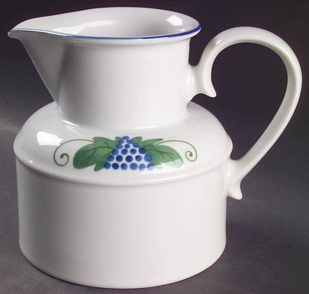 Harvest 32 Oz Pitcher