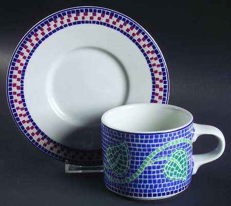 Ivy Flat Cup & Saucer Set