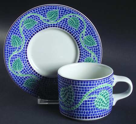 Ivy Flat Cup & Saucer Set
