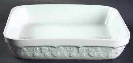 Ivy 9" Square Baker