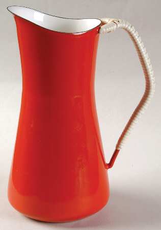 Kobenstyle Red (Older) 20 Oz Pitcher