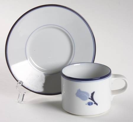 La Tulipe Blue Flat Cup & Saucer Set