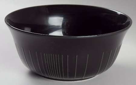 Linea Black 8" Round Vegetable Bowl