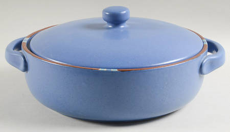 Mesa Sky Blue 2 Qt Round Covered Casserole