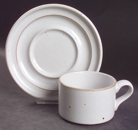 Nielstone White Flat Cup & Saucer Set