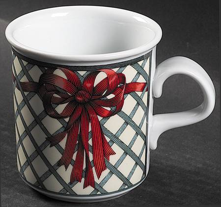 Nordic Garden-Lattice & Ribbon Accent Mug