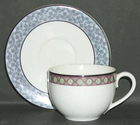 Dolce Flat Cup & Saucer Set
