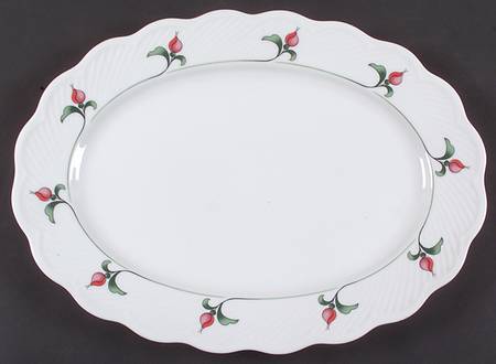 Rosebud 15" Oval Serving Platter