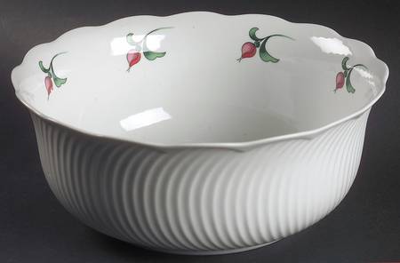 Rosebud 10" Large Salad Serving Bowl