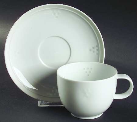 Statement Flat Cup & Saucer Set