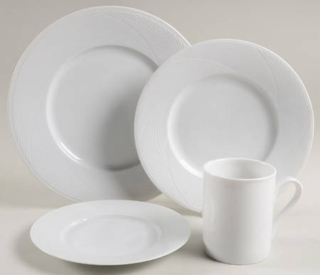Tapestries Winter White 4 Piece Place Setting