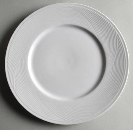 Tapestries Winter White Dinner Plate