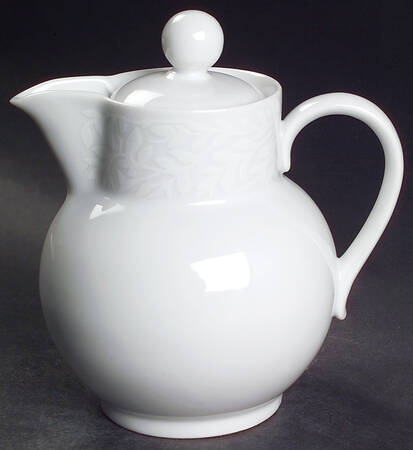Trellis White Creamer & Lid