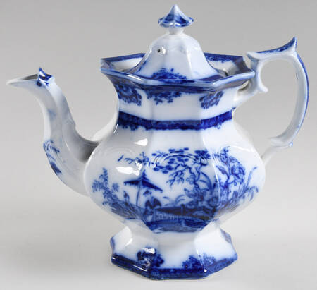Amoy (Flow Blue) Teapot & Lid