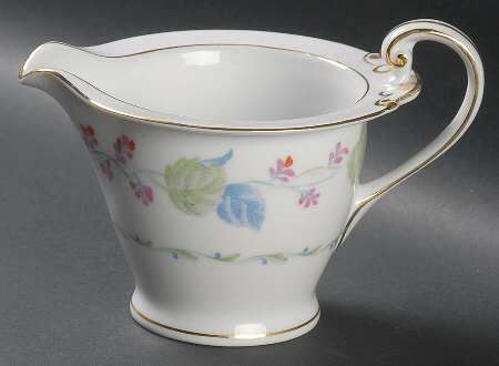 Maywood (Japan) Creamer