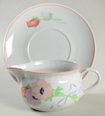 Bouquet Gravy Boat & Underplate