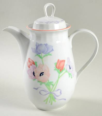 Bouquet Coffee Pot & Lid