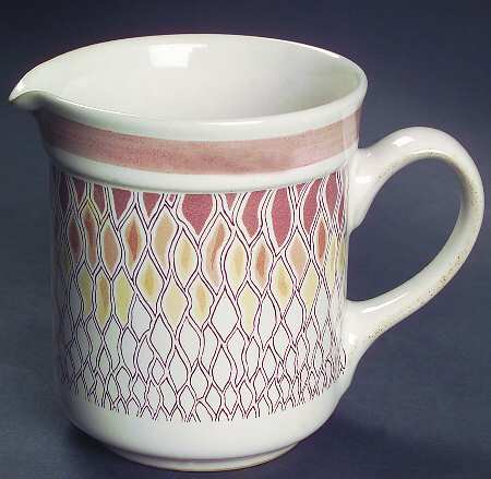 Chantilly Creamer