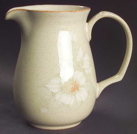 Daybreak 24 Oz Pitcher