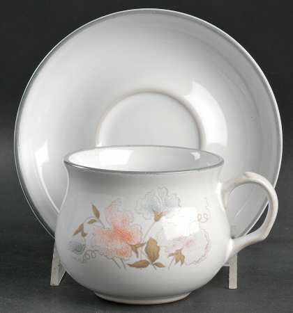 Encore Flat Cup & Saucer Set