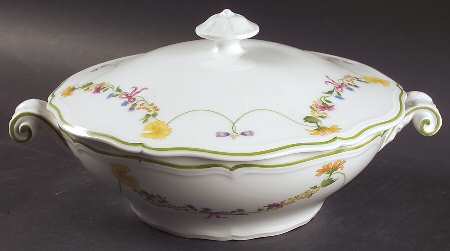 Garland Crown Round Covered Vegetable