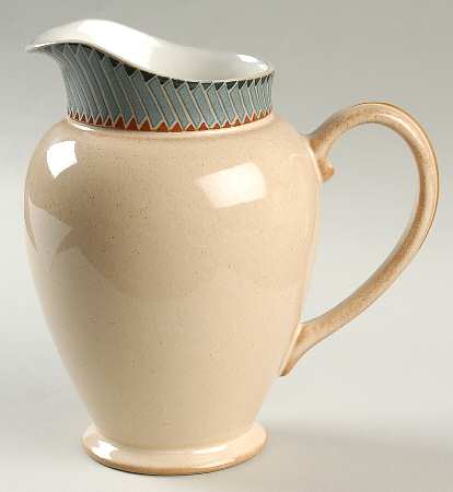 Luxor 32 Oz Pitcher