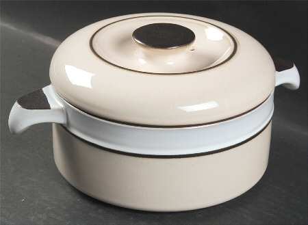 Madrigal 1.5 Qt Round Covered Casserole